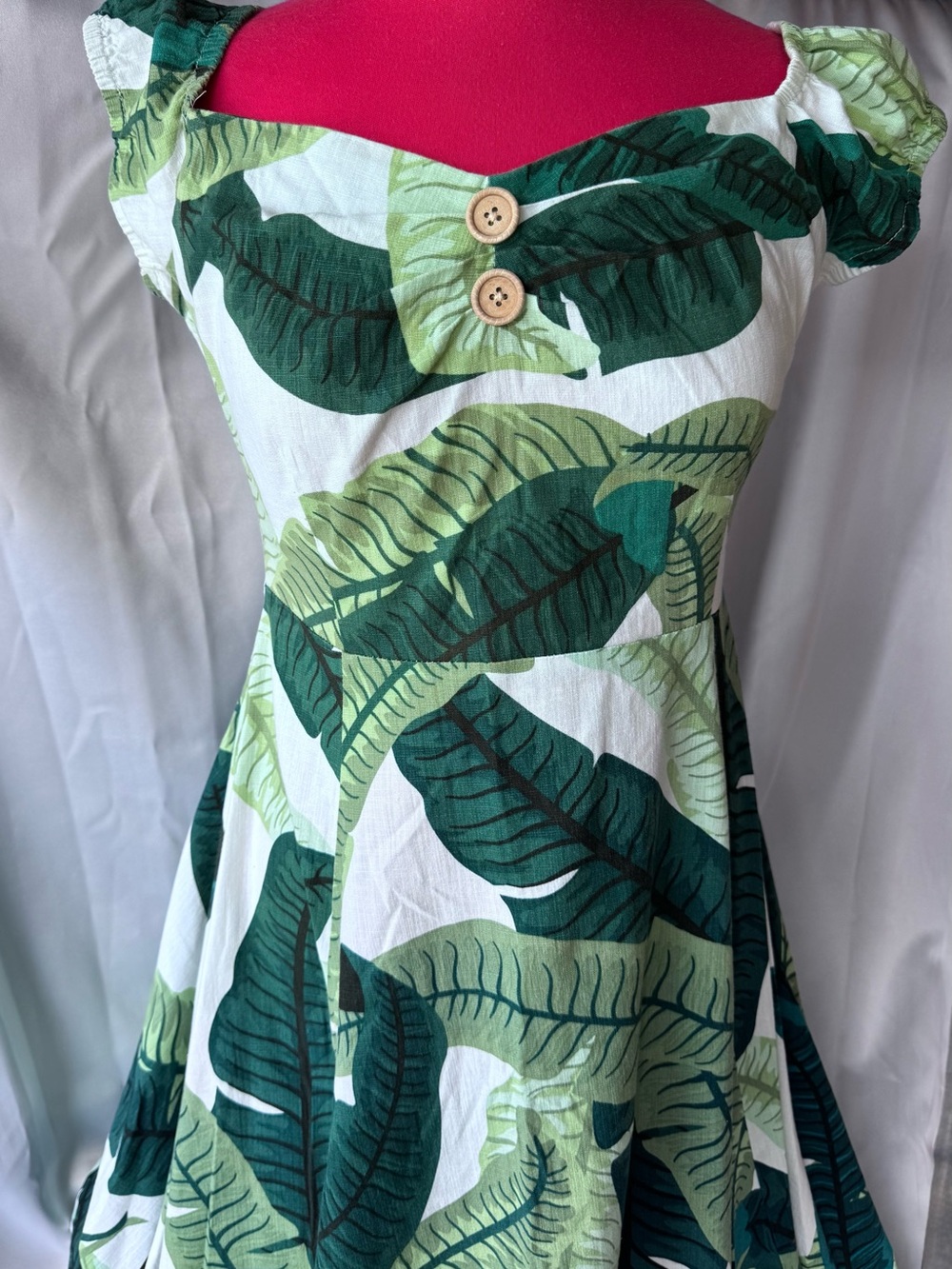 Collectif Green Tropical Leaf Tunic Top